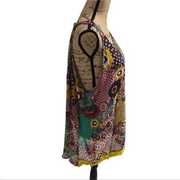 Umgee USA + Floral Patchwork V-Neck Tunic Top with Crochet Fringe Trim 1XL - Picture 5 of 8